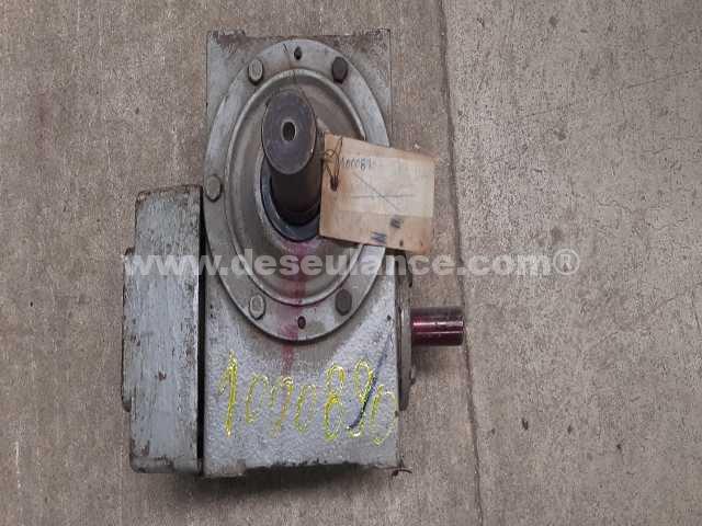 154/21028 - 01 MOTOR; 01 MOTOREDUTOR E 14 REDUTORES, S/USO.