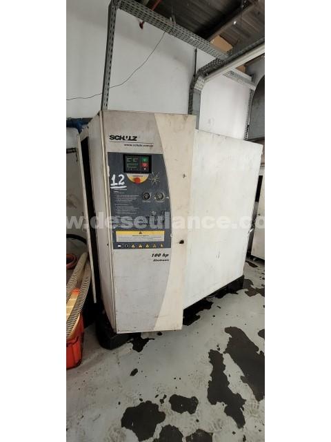 12/21181 - COMPRESSOR DE AR M/SCHULZ TIPO 100 HP ELETRONIC, 