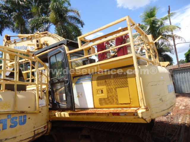 24/22021 - ESCAVADEIRA HIDRÁULICA M/KOMATSU MOD. PC-200, ANO 13, 