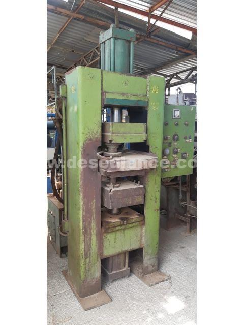 86/22028 - PRENSA TIPO H HIDRÁULICA DUPLA AÇÃO, MOTOR 15 CV.