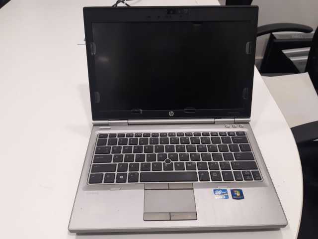 01/22029 - 04 NOTEBOOKS M/HP CORE I5 8GB; 04 DOCKSTATION E 04 FONTES.