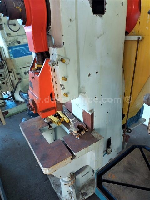 07/22042 - PRENSA M/RICETTI, CAPAC. 40 TONS.
