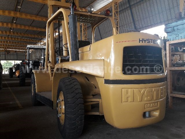 48/22067 - EMPILHADEIRA M/HYSTER, CAPAC. 7 TONS, MOTOR PERKINS 4236