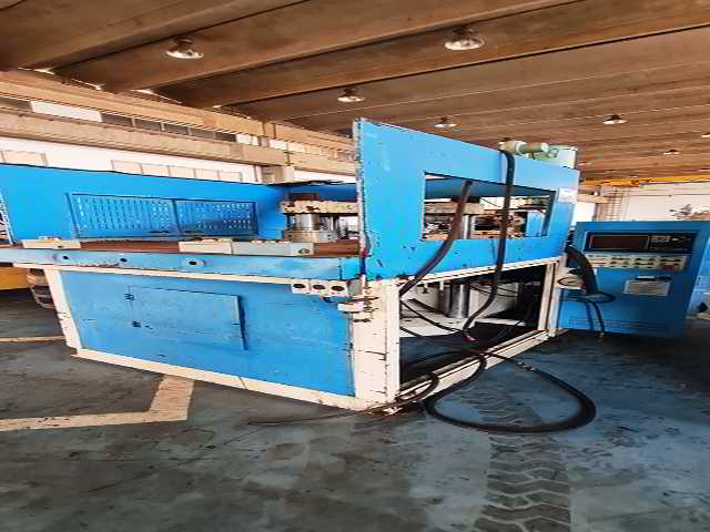 68/22071 - INJETORA P/PLÁSTICOS VERTICAL M/AHITOP MACHINERY 