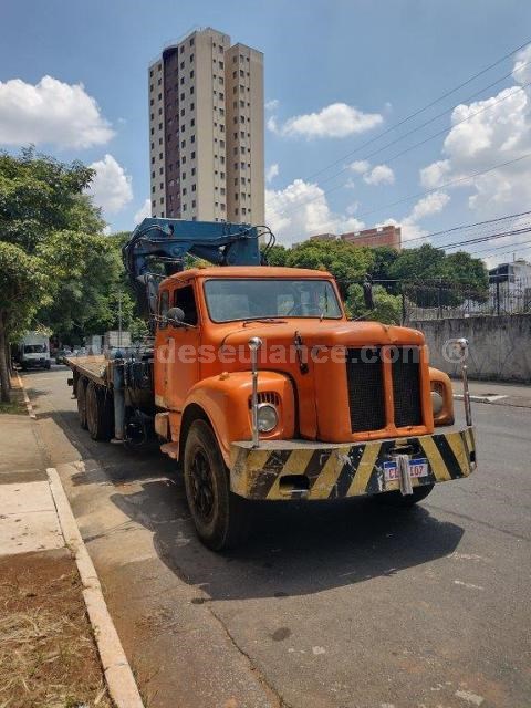 15/22081 - CAMINHÃO SCANIA MOD. L110 (MOTOR 112), CÂMBIO 10 MARCHAS,