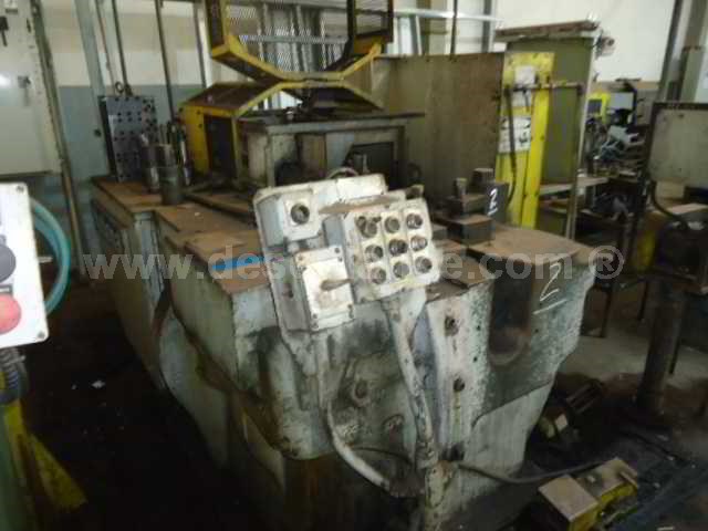 02/22151 - RECALCADORA SEMI AUTOMÁTICA FORGING MACHI M/NATIONAL R-8-A, 