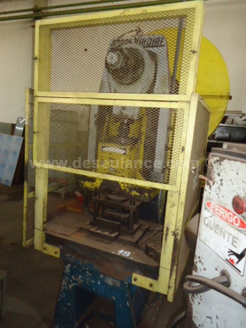 18/22151 - PEÇAS DE PRENSA EXCÊNTRICA M/JUNDIAI MOD. LE-80M6, 80 TONS