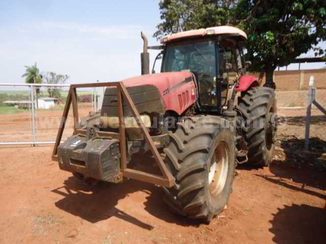01/22159 - TRATOR AGRÍCOLA M/CASE MOD. PUMA 225, TRAÇADO 4X4, ANO 16,