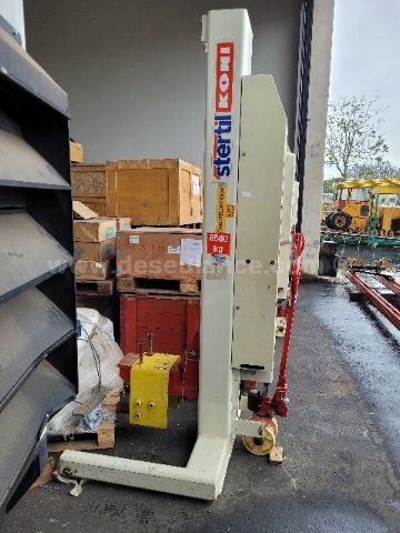 112/23012 - 04 COLUNAS ELEVADORAS M/STERTIL KONI MOD. ST-1085-FWG, 