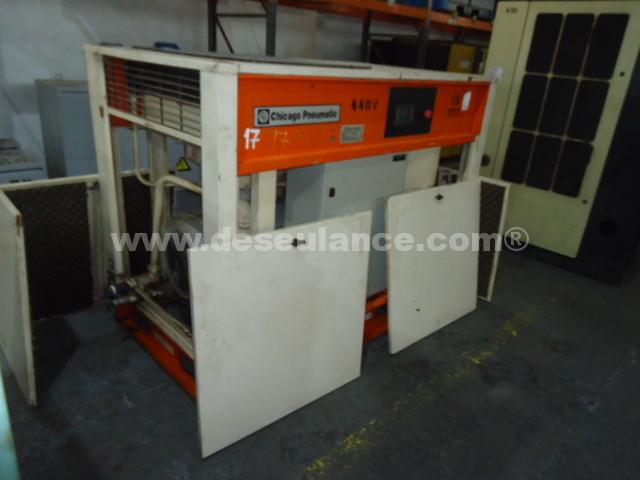 17/23021 - COMPRESSOR DE AR CABINADO M/CHICAGO PNEUMATIC MOD. 12-60 LA,