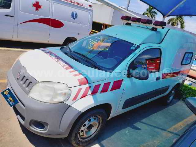 10/23075 - FIAT FIORINO VIDA AMBULÂNCIA, ANO 14/14, ALCOOL/GASOLINA, 