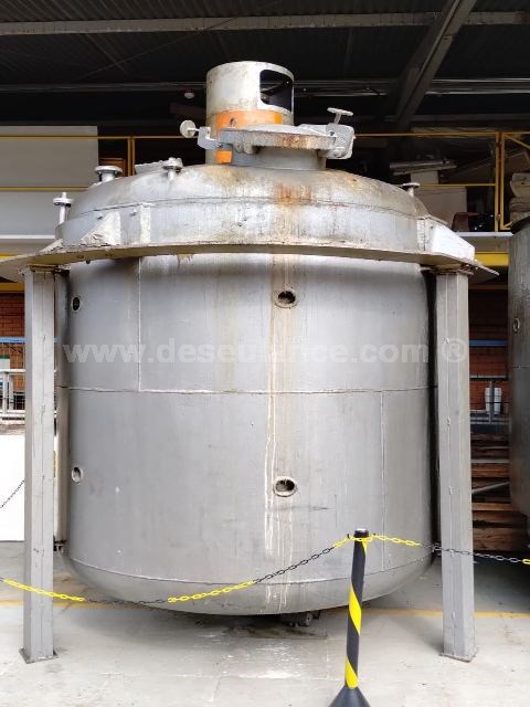 08/23081 - TANQUE MISTURADOR EM AÇO INOX 304, CAPAC. 6 M³, ENCAMISADO