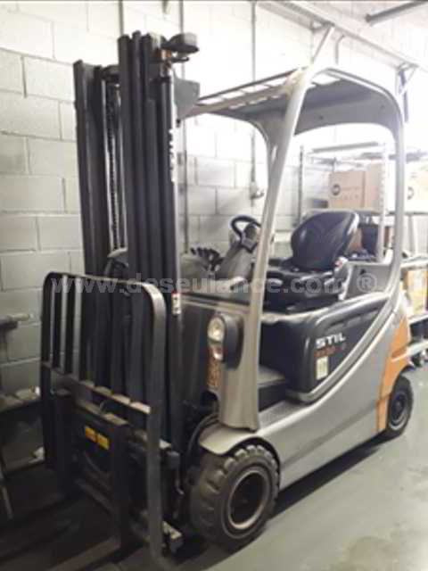 99/23082 - EMPILHADEIRA M/STILL MOD. RX20-20P, CAPAC. 2.000 KG, ANO 10,