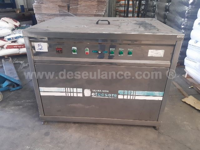 06/23190 - LAVADORA ULTRASSÔNICA EM INOX M/SETECSOM,