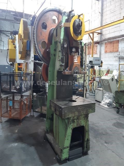 13/23190 - PRENSA EXCÊNTRICA M/JUNDIAÍ MOD. LE80M8, CAPAC. 80 TONS,