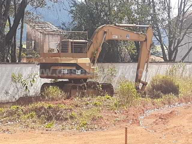 89/24001 - ESCAVADEIRA M/CATERPILLAR MOD. 315BL, ANO 99 (RV 457)