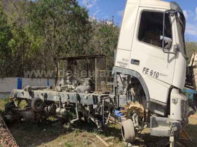 1005/24003 - CAMINHÃO VOLVO MOD. FMX 500 8X4, ANO 15. (ID 6199).