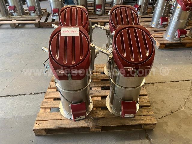 12/25029 - 04 ALIMENTADORES EM INOX WITTMANN MOD. FEEDMAX BASIC
