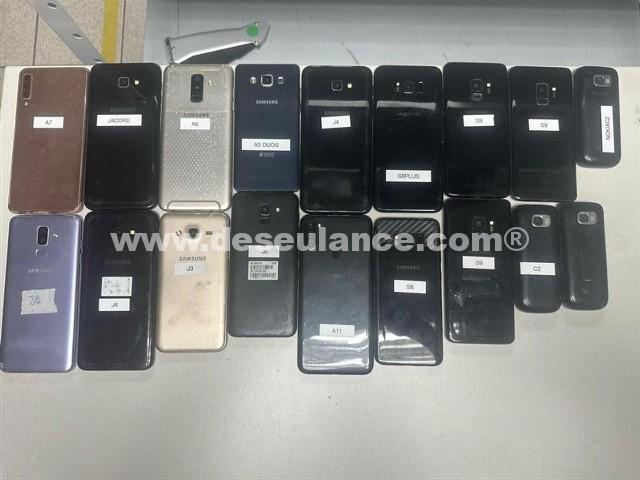 148/25033 - APROX. 174 SMARTPHONES (RV 845)