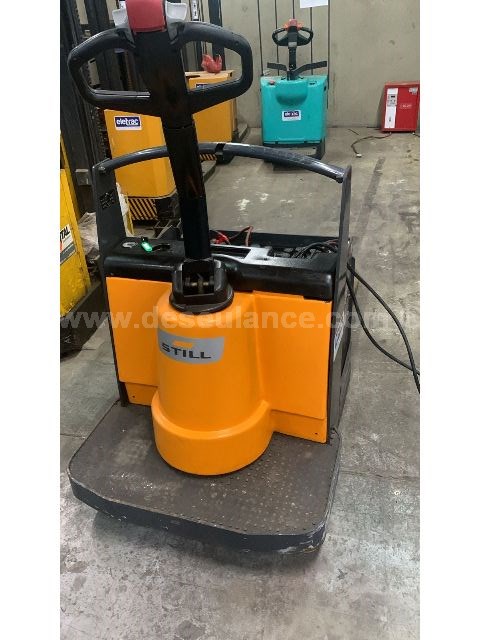 33/25042 - TRANSPALETEIRA ELÉTRICA M/STILL MOD. ERX, CAPAC. 2.700 KG, 