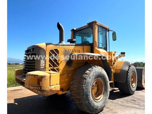 08/25043 - PÁ CARREGADEIRA M/VOLVO MOD. L120F, ANO 14, SÉRIE 72621, 