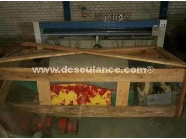 04/25077 - CENTRIFUGA HORIZONTAL GRATT, 410 LITROS, 30VC.