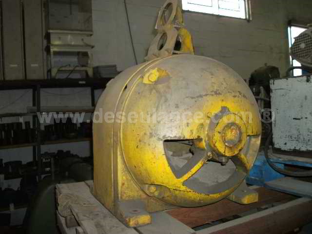 32/25117 - MOTOR ELÉTRICO, APROX. 50 HP, 1.800 RPM.