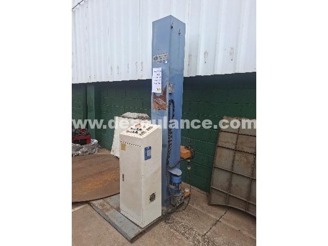 02/25121 - PALETIZADORA ESTRECHAR M/THR MOD. 1521, C/MOTOR UCAN,