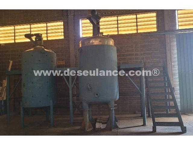 114/25143 - REATOR EM AÇO INOX, ENCAMISADO EM AÇO CARBONO, CAPAC. 3M³, 