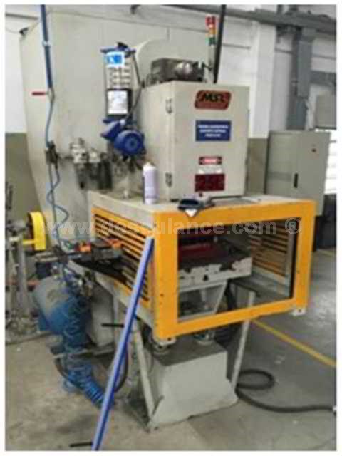 48/25152 - PRENSA EXCÊNTRICA AUTOMÁTICA M/MSL PEFV 25T, CAPAC. 25 T