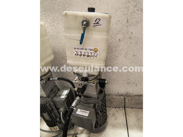 12/26004 - 03 MINI CENTRAIS HIDRÁULICAS, CAPAC. 7 L, C/MOTOR SIEMENS