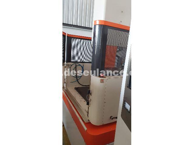 39/26062 - ELETROEROSÃO M/AGIECHARMILLES MOD. EDM SP3U, ANO 13, 